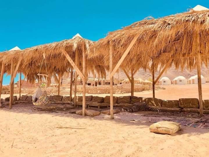Abdo Caribbean Camp Hotel Nuweiba` Buitenkant foto