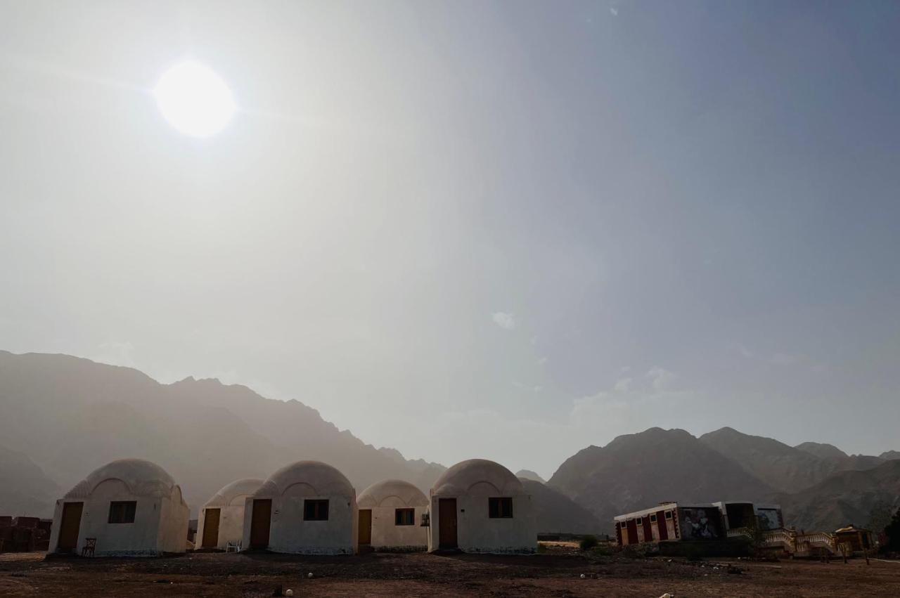 Abdo Caribbean Camp Hotel Nuweiba` Buitenkant foto